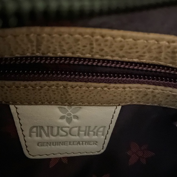 Anuschka Black Satchel with Colorful Wildlife Art - Picture 8 of 12